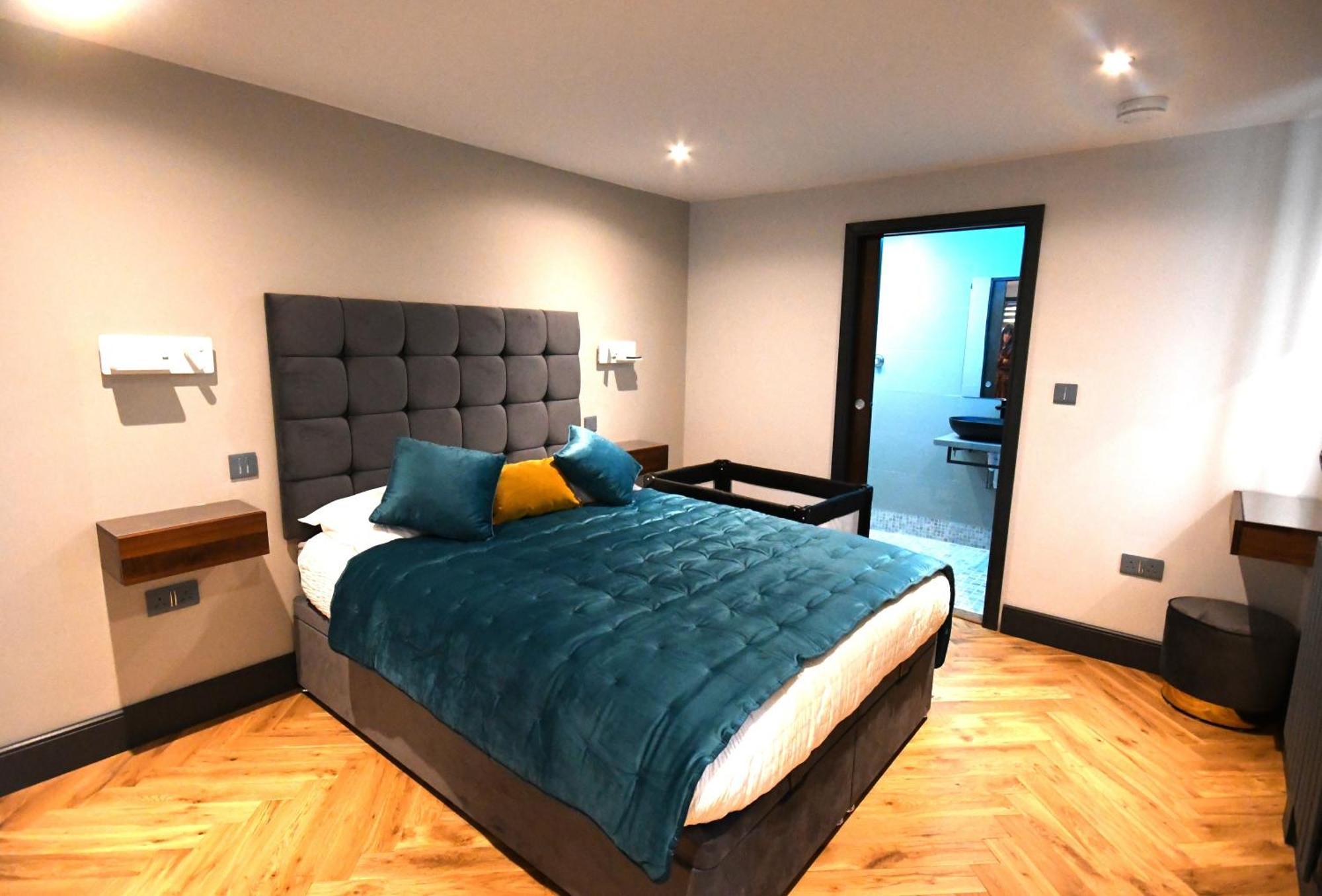 Luxury Non Smoking 2 Bedroom Retreat In Norfolk Attleborough Ngoại thất bức ảnh